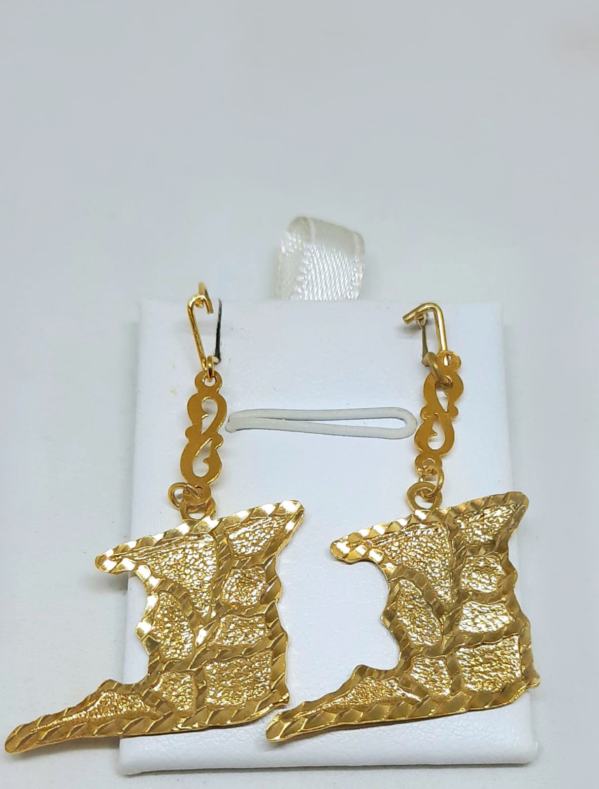 Gold Hanging Earring